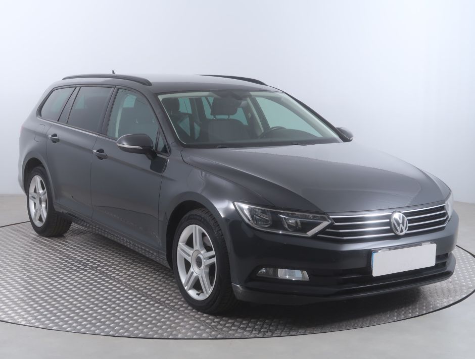Volkswagen Passat - 2016