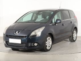 Peugeot 5008 - 2012