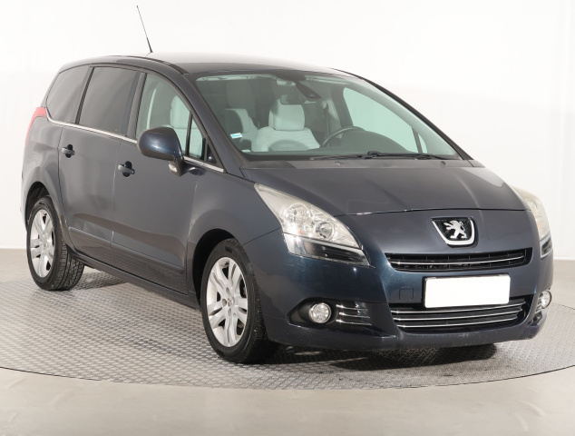 Peugeot 5008, 2012