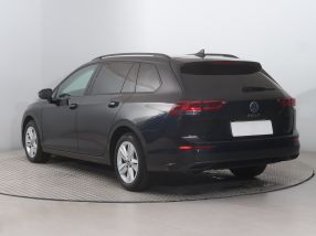Volkswagen Golf - 2021