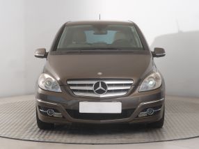 Mercedes-Benz B - 2011