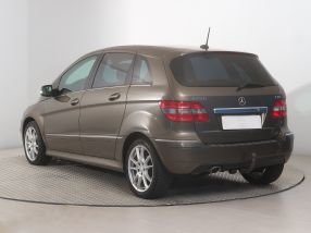 Mercedes-Benz B - 2011
