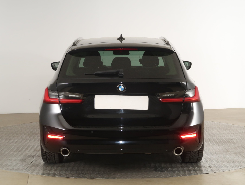 BMW 3
