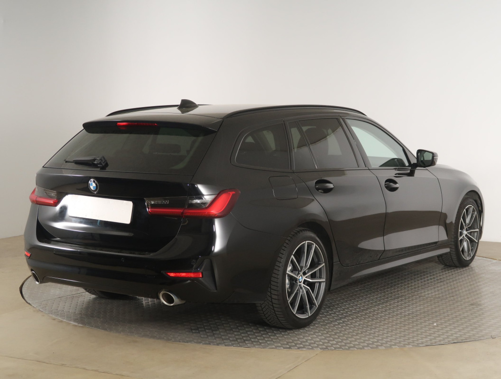 BMW 3