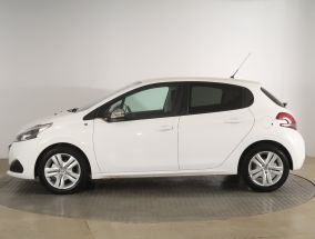 Peugeot 208 - 2016