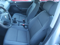 Volkswagen Golf 2005