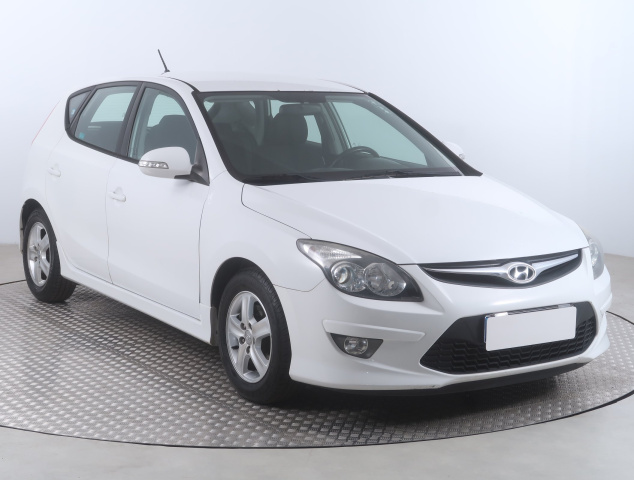 Hyundai i30, 2011