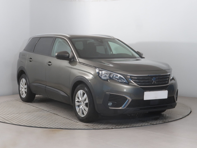 Peugeot 5008 2017
