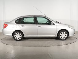 Renault Thalia 2009