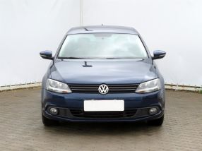 Volkswagen Jetta - 2012