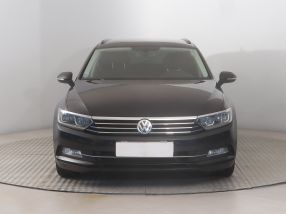 Volkswagen Passat - 2015