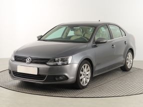 Volkswagen Jetta - 2011