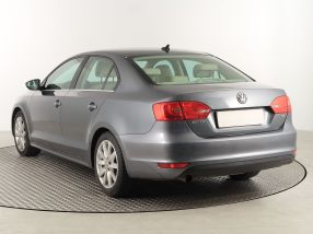 Volkswagen Jetta - 2011