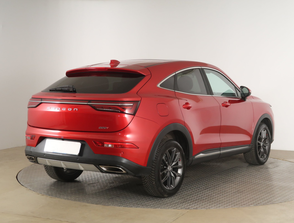 Dongfeng Fengon 5