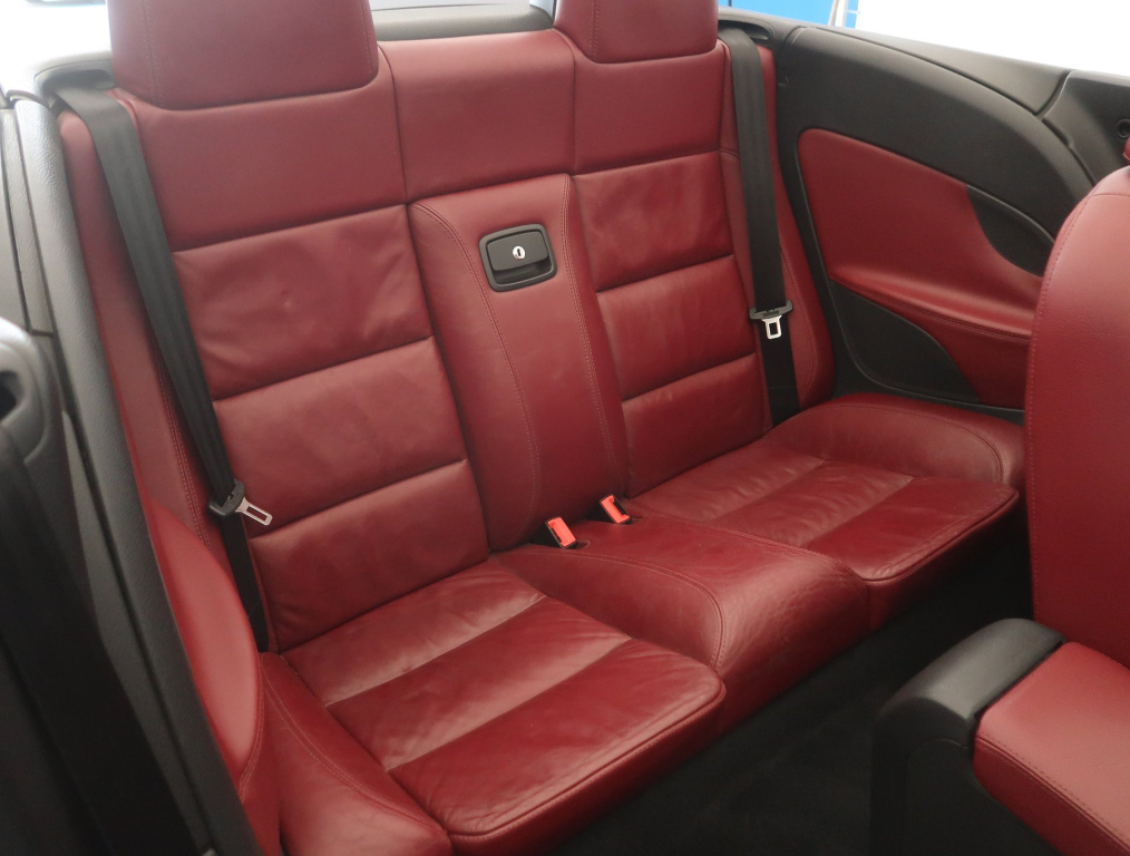 Volkswagen Eos
