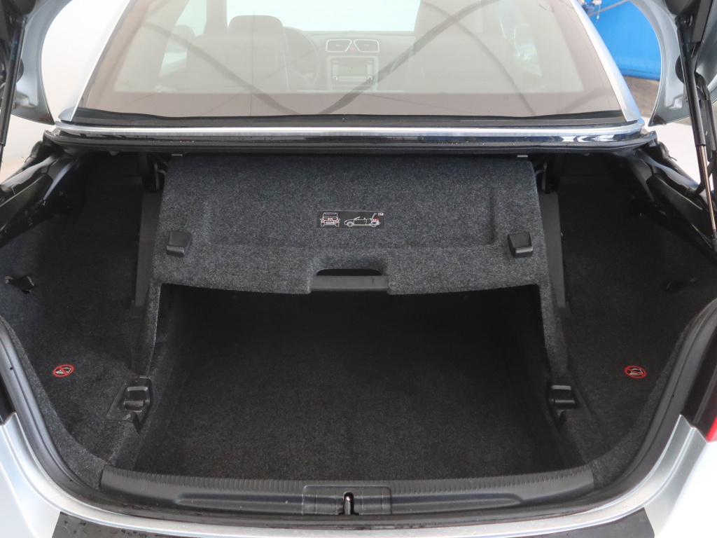 Volkswagen Eos