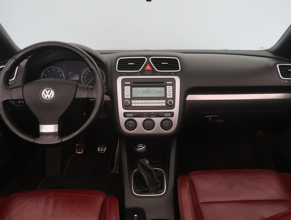 Volkswagen Eos