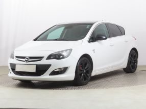 Opel Astra - 2014