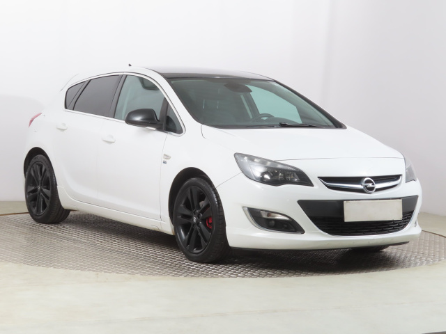Opel Astra 2014