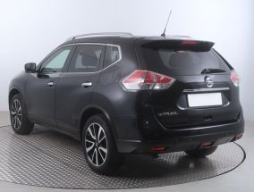 Nissan X-Trail - 2015