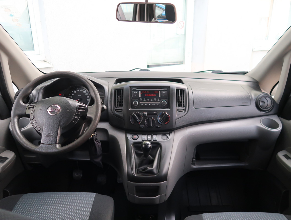 Nissan NV200