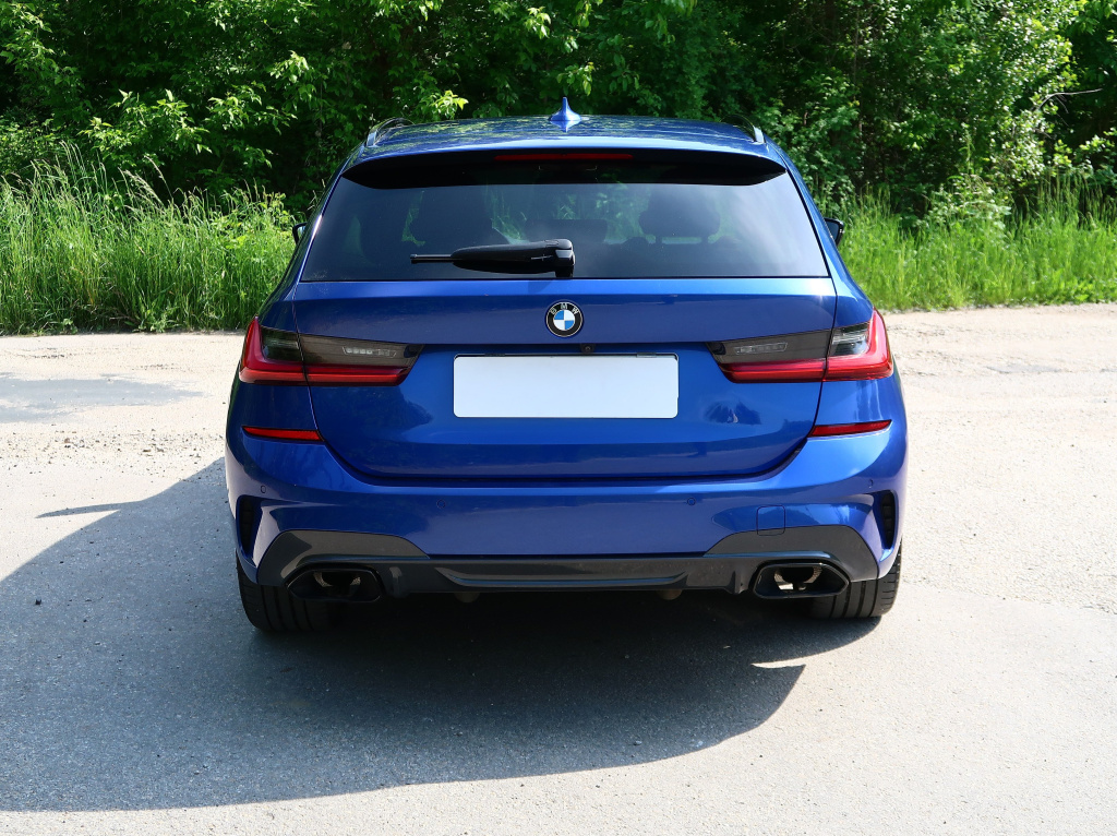 BMW 3