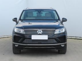 Volkswagen Touareg - 2015