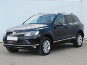 Volkswagen Touareg - 2015