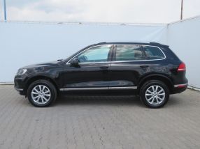 Volkswagen Touareg - 2015