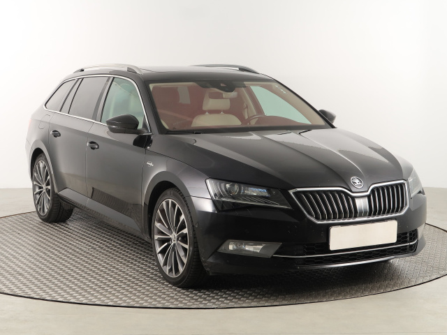Škoda Superb 2016