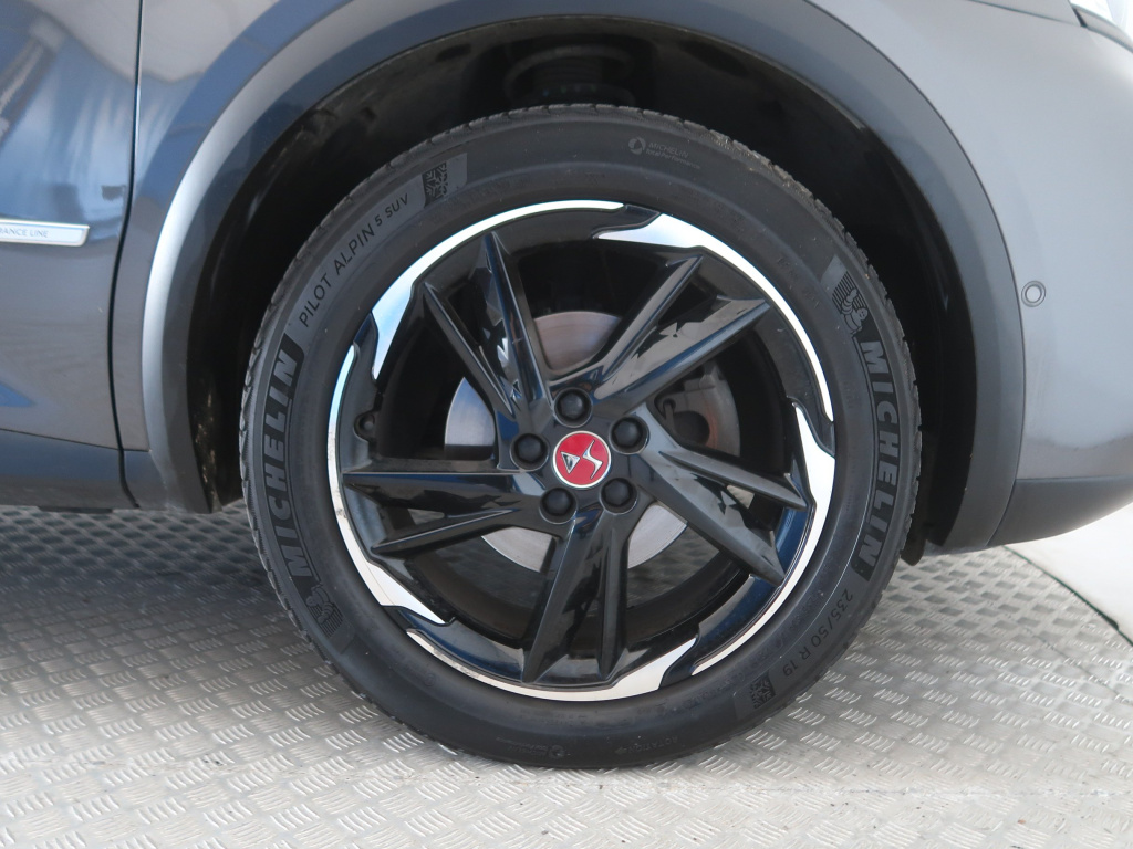 DS 7 Crossback