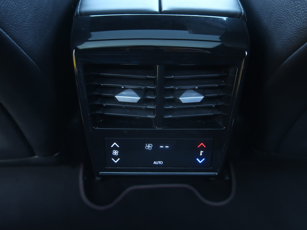 DS 7 Crossback