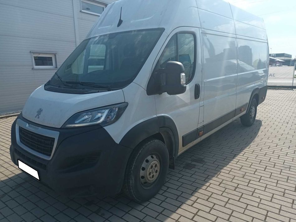 Peugeot Boxer - 2023