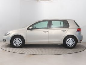 Volkswagen Golf - 2010