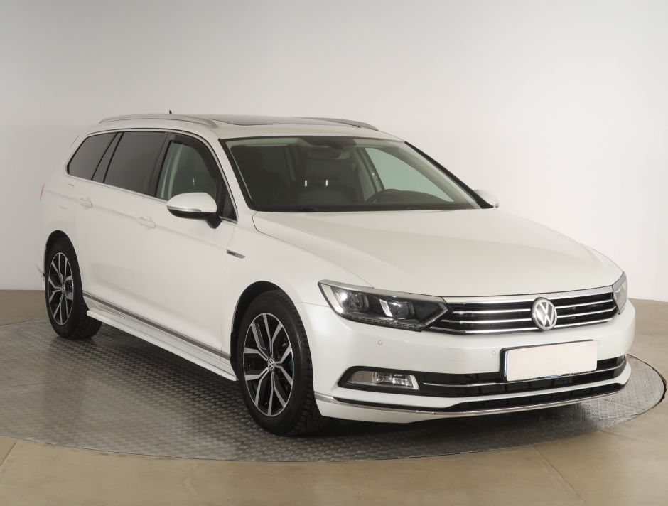 Volkswagen Passat - 2015