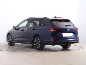 Volkswagen Golf - 2022
