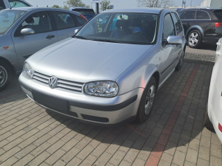 Volkswagen Golf, 2002
