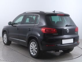 Volkswagen Tiguan - 2013