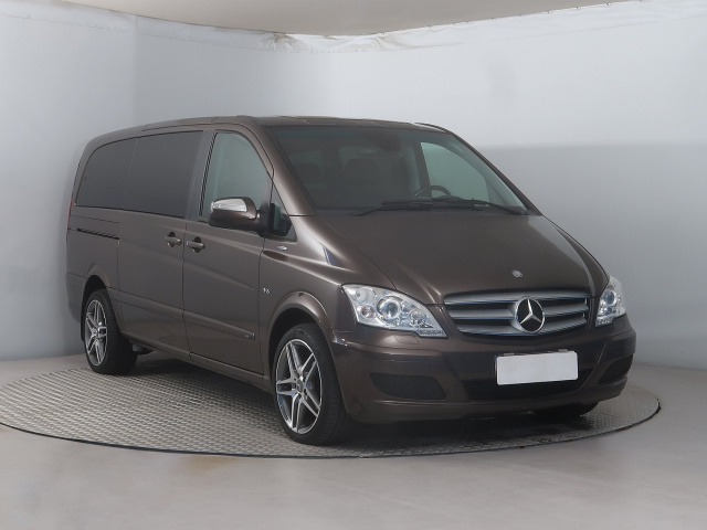 Mercedes-Benz Viano, 2012