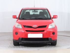 Toyota Urban Cruiser - 2010