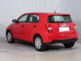 Toyota Urban Cruiser - 2010