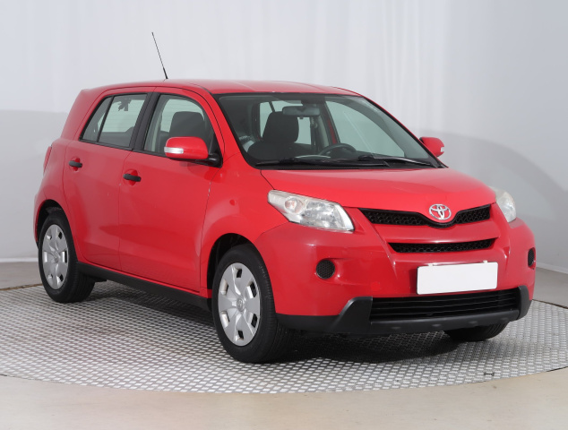 Toyota Urban Cruiser 2010