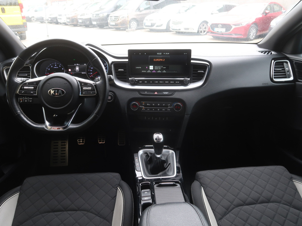 Kia ProCeed