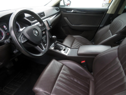 Škoda Superb 2016