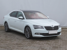 Škoda Superb 2016