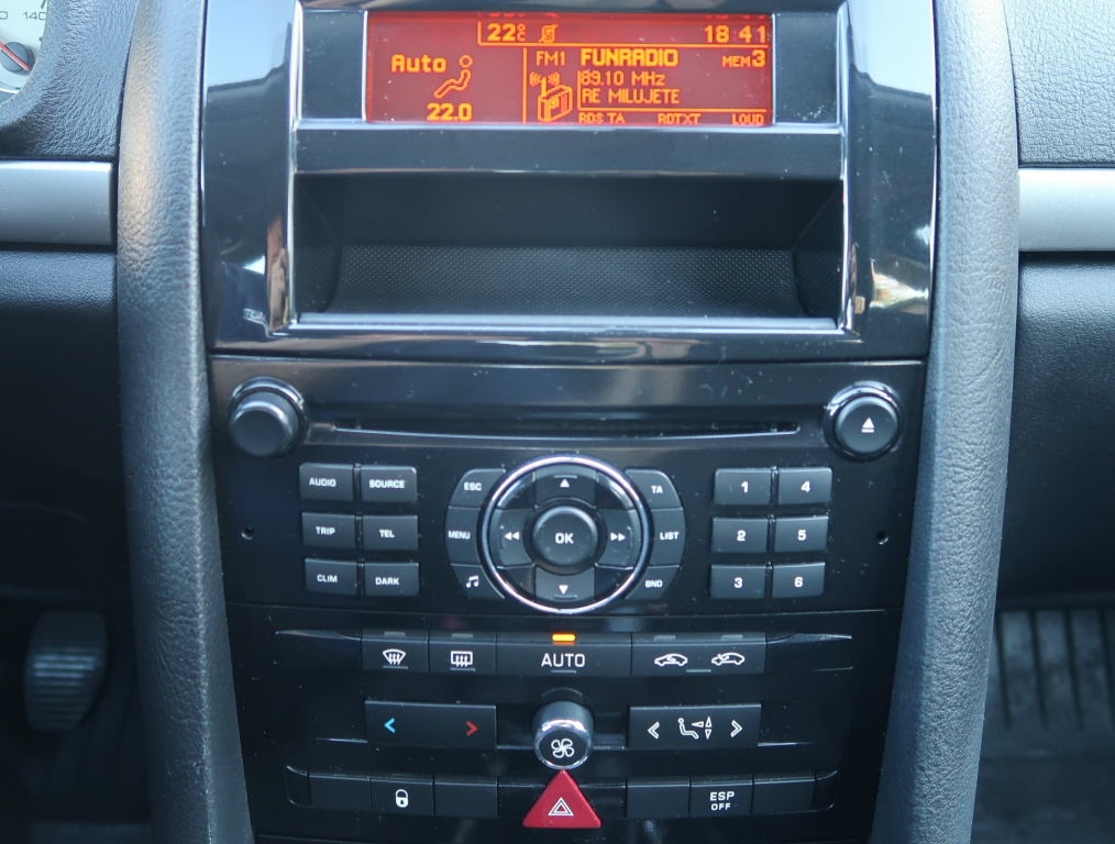 Peugeot 407