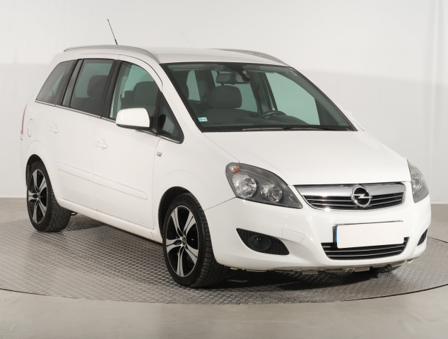 Opel Zafira, 2011