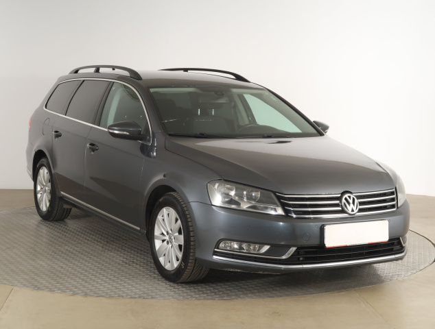 Volkswagen Passat, 2012