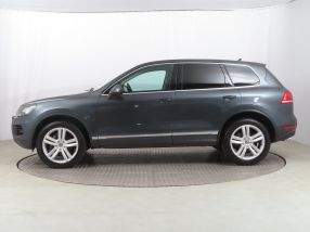 Volkswagen Touareg - 2014