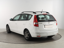 Hyundai i30 2011